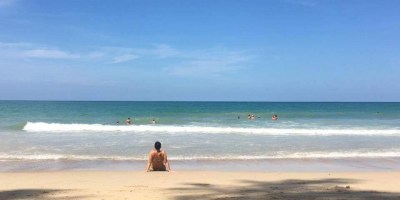 Kamala Beach passar barnfamiljer ypperligt.