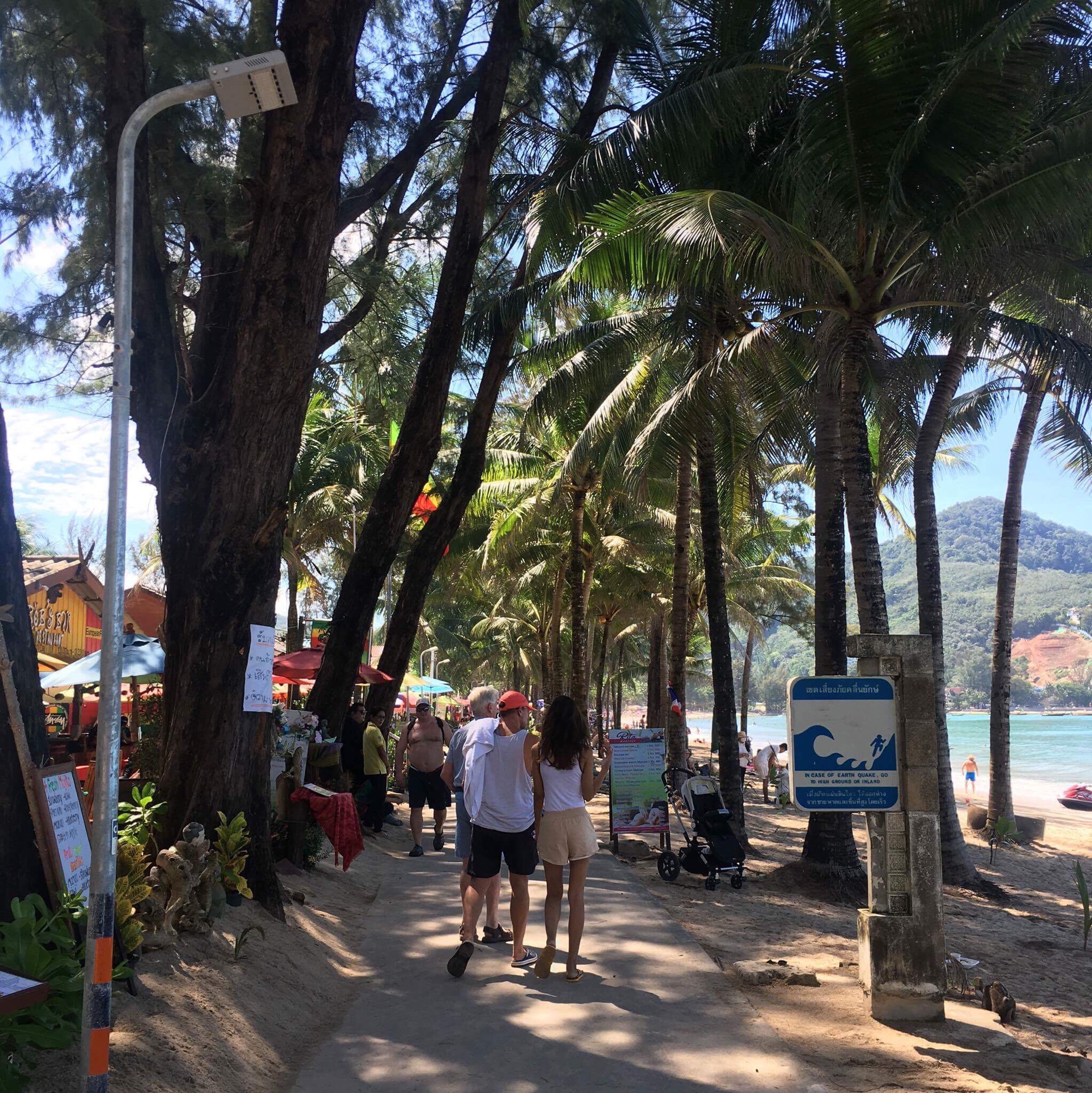 Det här är en riktigt bra restaurang i Kamala.